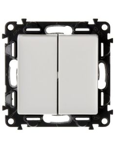 LNILOEJUNG2KLB Baltas jungiklis Niloe Step Legrand 863105 iš UAB SINTAS 2