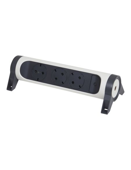 LEGRAND694543 3-vietų ilgiklis su įžeminimu Legrand 694543 (be laido, su jungikliu, baltas) iš UAB SINTAS