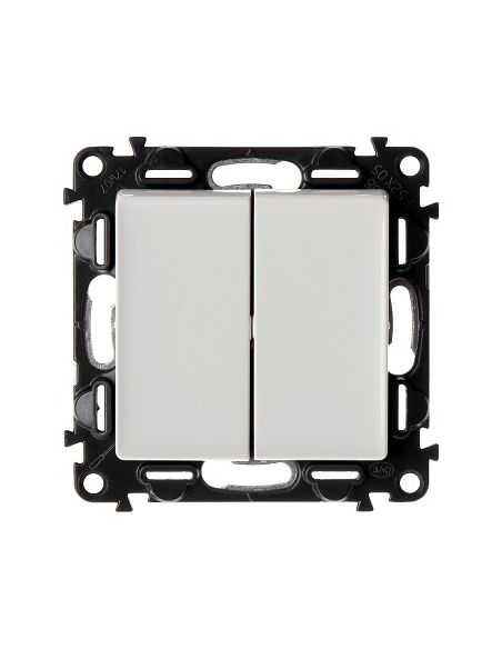 LNILOEJUNG2KLB Baltas jungiklis Niloe Step Legrand 863105 iš UAB SINTAS