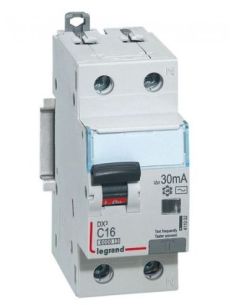 LAUTRELE1P16A Automatinis jungiklis su srovės nuotekio rėle Legrand 411002 (16A, 1P+N, 230V, 30mA, RCBO) iš UAB SINTAS