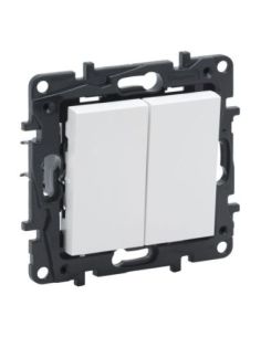 ➤ 2 kl perjungiklis Niloe Step Legrand 863108