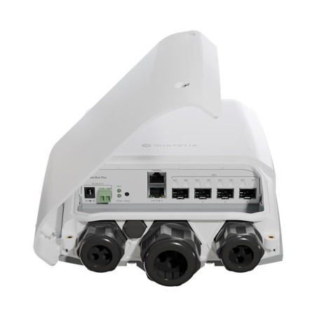 CRS305-1G-4S+OUT Switch|MIKROTIK|1x10Base-T / 100Base-TX / 1000Base-T|4xSFP+|1xConsole|CRS305-1G-4S+OUT iš UAB SINTAS